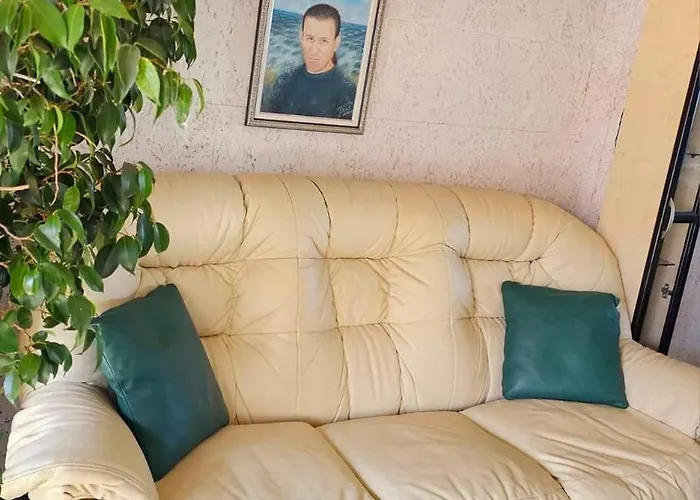 хоризонт Appartamento Nesebar